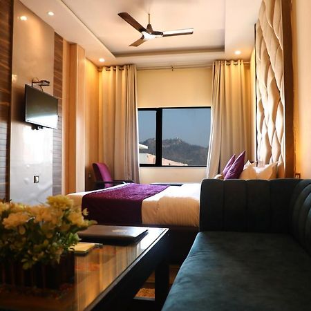 Perfectstayz Premium @Harkipauri Road Haridwār Exterior foto